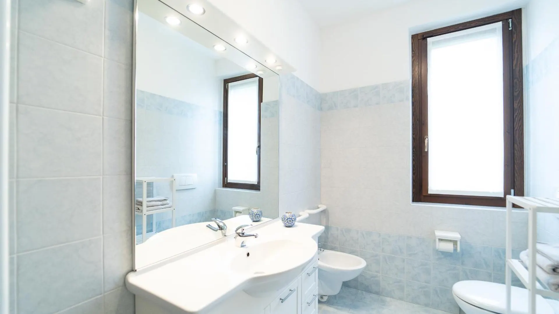 Διαμέρισμα Como 5 Min - House With Terrace And Parking - Wifi San Fermo della Battaglia Ιταλία